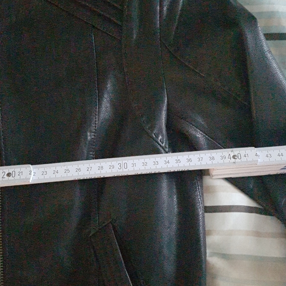 Danier Leather Bomber Jacket - similar to Mackage - Picture 7 of 8